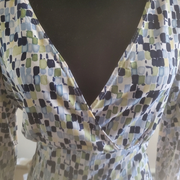 Dress - Picture 6 of 8